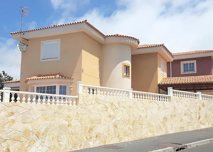 Nancy Tenerife Sur فيلة *
