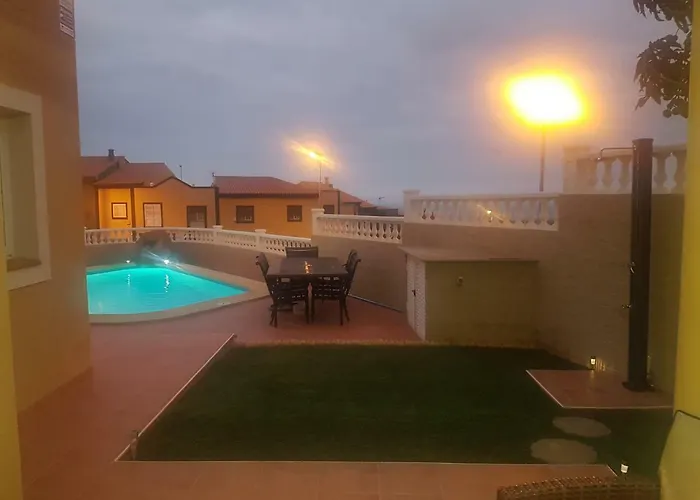 Nancy Tenerife Sur غراناديا دي أبونا